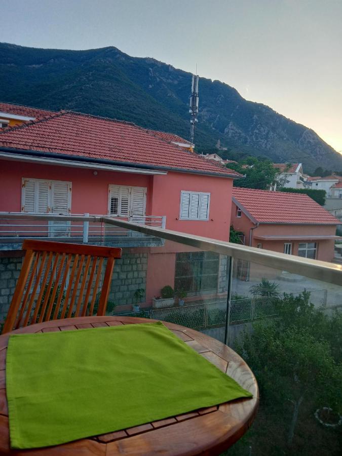 With Sea View In Prcanj Apartment
