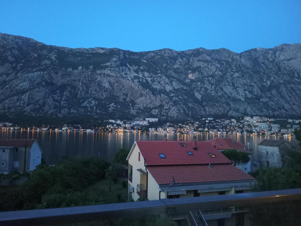 With Sea View In Prcanj Apartment *